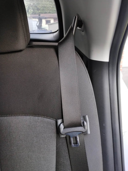 Seatbelt Holder for Hyundai Ioniq 5 – Easy Clip Support (Set of 2)